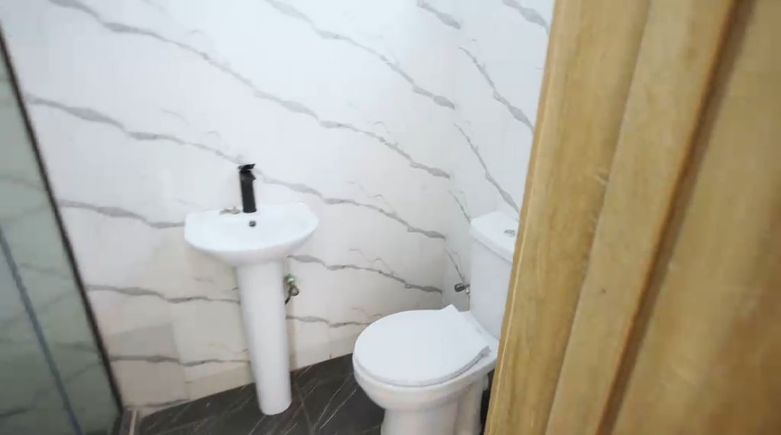 Brand new all-ensuite 2-bedroom Apartment with high-quality finishing. — photograph 5