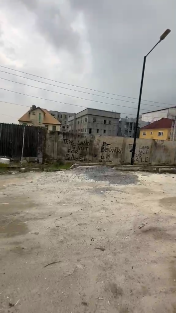 Land just out for Sale — photograph 4