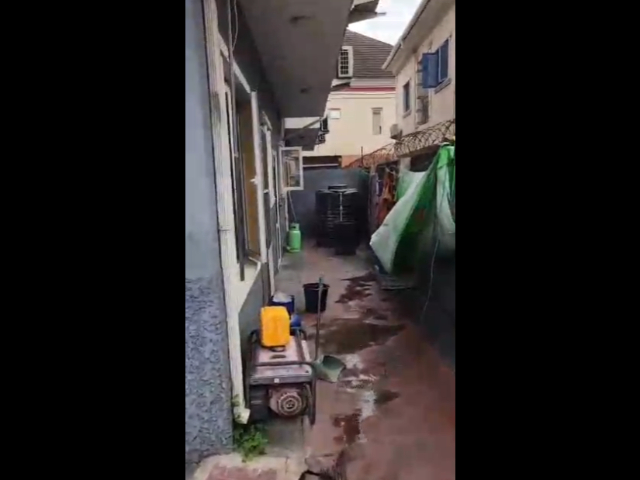 WELL MAINTAINED 4-BEDROOM SEMI DETACHED DUPLEX WITH A ROOM BQ — photograph 5