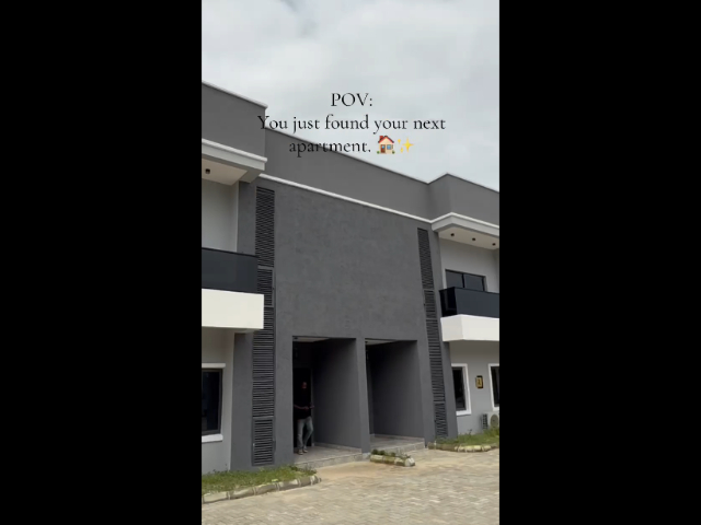 3 bedroom Terrace House with study and 1 room BQ — photograph 4