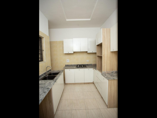 2-bedroom flat in a gated estate@ Agungi — photograph 4