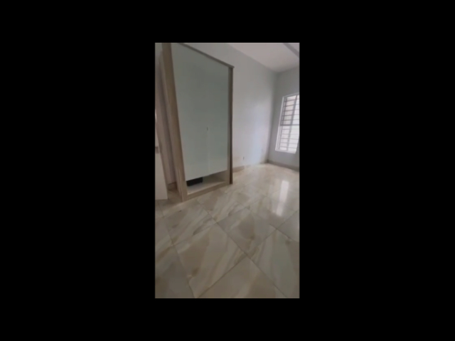 Brand New Spacious Room downstairs With a Shared Fitted kitchen — photograph 4