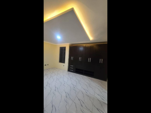 TWO (2) BEDROOM IN A SERENE ENVIRONMENT — photograph 9